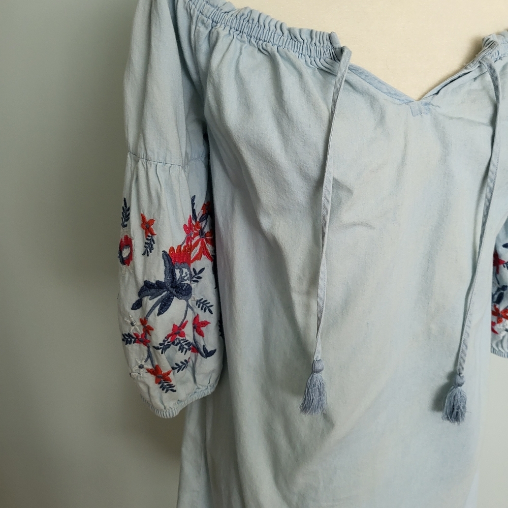 Solid Off-The-Shoulder Embroidered Chambray Shift… - image 3